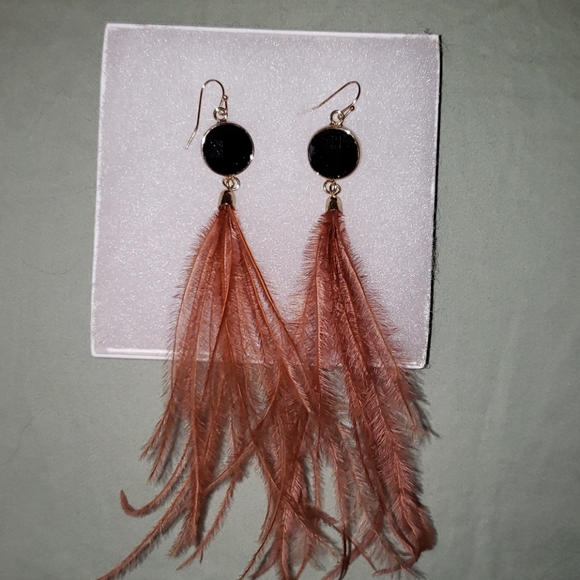 Earrings - Picture 2 of 4